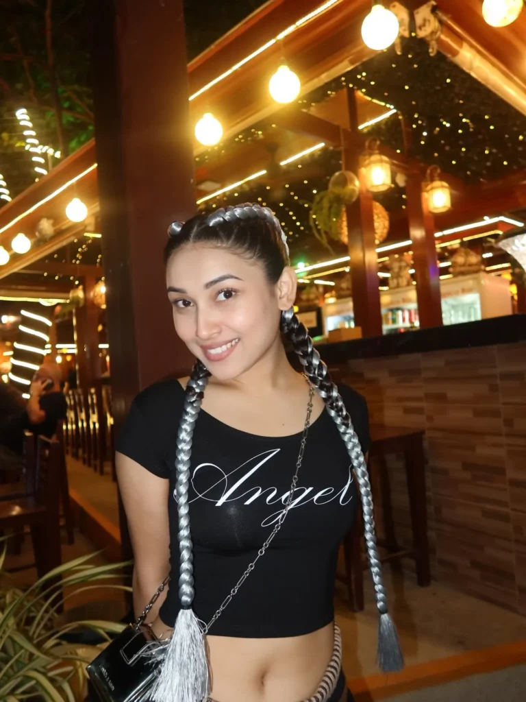 Akriti Negi Height